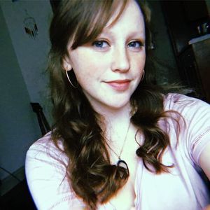 Meet your Posher, Eva